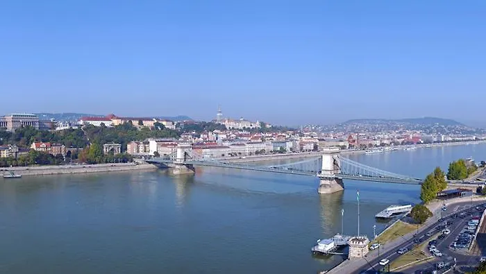 Apartment Magnolia Terazze Street Parking Apartment Budapest